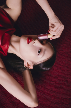 Laka Fruity Glam Tint Long-Lasting Lip Gloss with moisturising effect