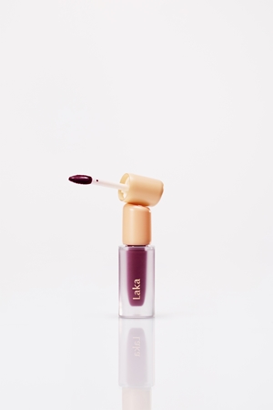 Laka Fruity Glam Tint dolgoobstojni sijaj za ustnice z vlažilnim učinkom