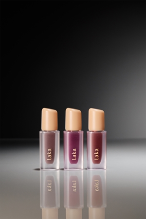 Laka Fruity Glam Tint Long-Lasting Lip Gloss with moisturising effect