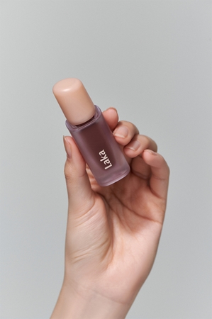 Laka Fruity Glam Tint Long-Lasting Lip Gloss with moisturising effect