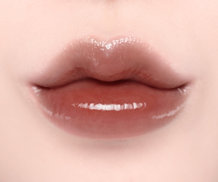 Laka Jelling Nude Gloss brillant à lèvres hydratant