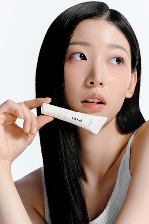 Laka Washful Tint Remover Lip Makeup Remover