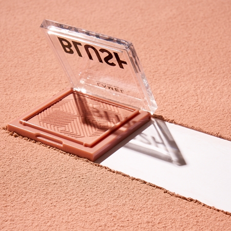LAMEL OhMy Blush Cheek Colour kompakt arcpirosító matt hatással