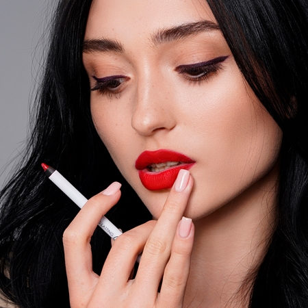 LAMEL Long Lasting Gel Lip Liner dlouhotrvající tužka na rty