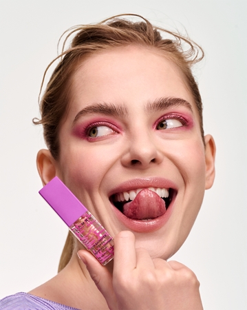 LAMEL The Myth of Utopia Lip Shimmer Topper bleščeči sijaj za ustnice