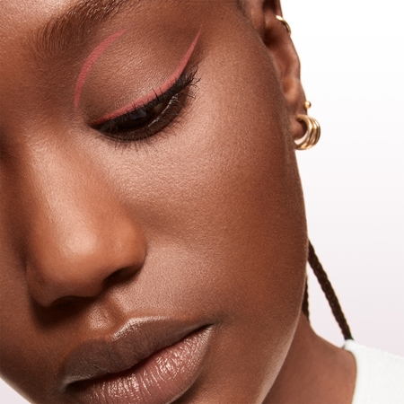 Lancôme Idôle Tint tekuté oční stíny