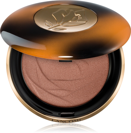 Lancôme Teint Idole Ultra Wear Serum Highlighter korostusväri sisältää C- ja E-vitamiineja