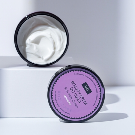 LaQ Bunny Forget-Me-Not creme corporal nutritivo