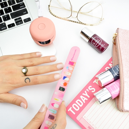 Le Mini Macaron Matte Topcoat gelový vrchní lak na nehty s matným efektem