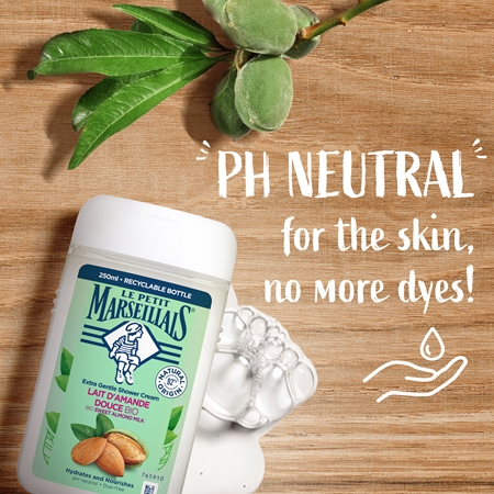 Le Petit Marseillais Sweet Almond Milk BIO krémový sprchový gel