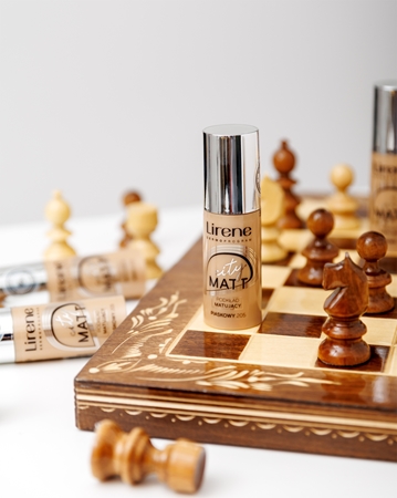 Lirene City Matt matující fluidní make-up s vyhlazujícím efektem