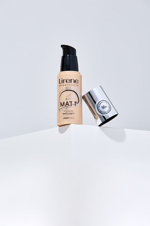 Lirene City Matt mattierendes Make up-Fluid mit glättender Wirkung