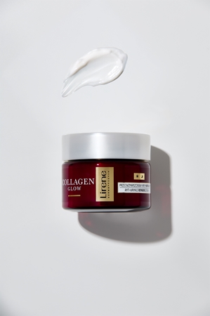 Lirene Collagen Glow 70+ Age - Defying And Repairing Cream to nourish the skin and maintain its natural hydration