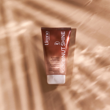 Lirene Perfect Tan élénkítő krém a napbarnított bőr kiemelésére