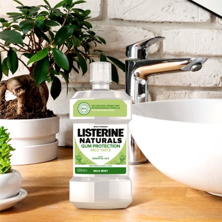 Listerine Naturals Gum Protection вода за уста