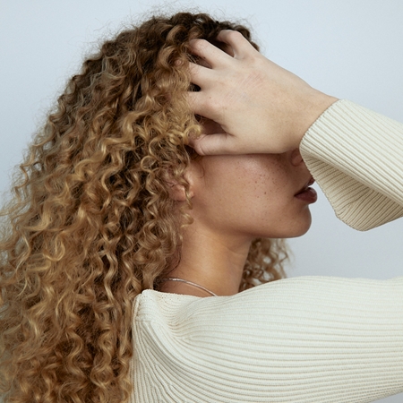Living Proof Curl krémový šampon pro kudrnaté vlasy