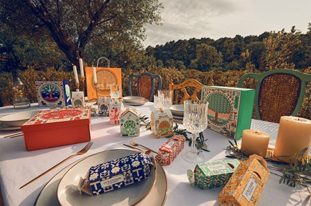 L’Occitane Crackers Kit gift set for the body
