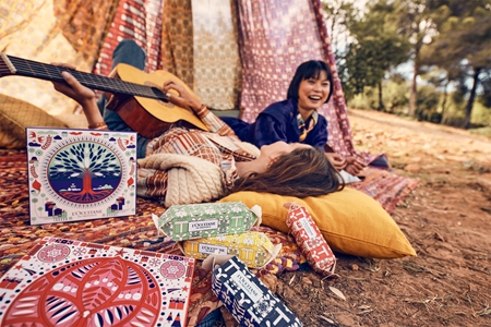 L’Occitane Crackers Kit gift set for the body
