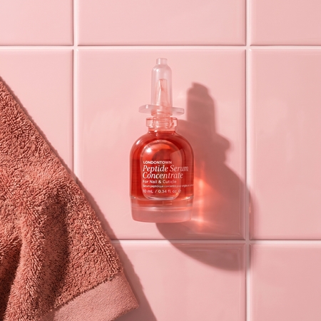 LONDONTOWN Kur Peptide Serum Concentrate regeneruojamasis serumas nagams ir odelėms