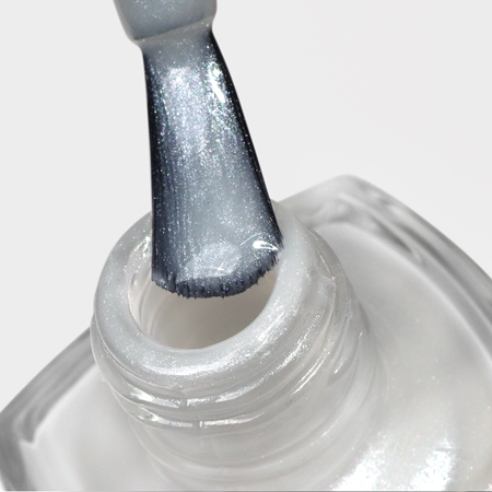 LONDONTOWN Kur Illuminating Nail Concealer posvetlitveni lak za nohte