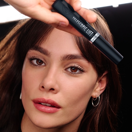 L’Oréal Paris Telescopic Lift mascara pour des cils volumisés et courbés