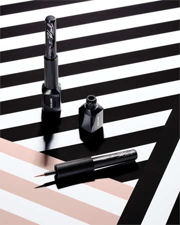 L’Oréal Paris Karl Lagerfeld Limited Collection Langaanhoudende Vloeibare Eye-Liner