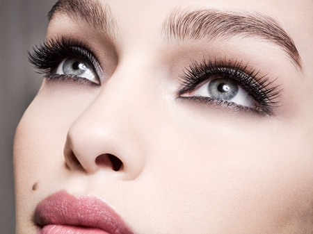 L’Oréal Paris Volumissime Royale riasenka pre objem a oddelenie rias