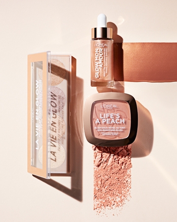 L’Oréal Paris Wake Up & Glow La Vie En Glow Palette mit aufhellendem Puder