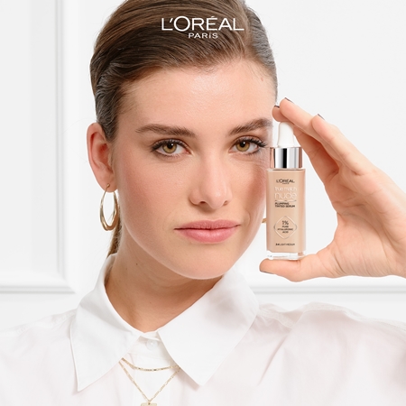 L’Oréal Paris True Match Nude Plumping Tinted Serum sérum pro sjednocení barevného tónu pleti