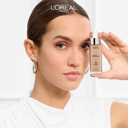 L’Oréal Paris True Match Nude Plumping Tinted Serum serum za ujednačavanje tena lica
