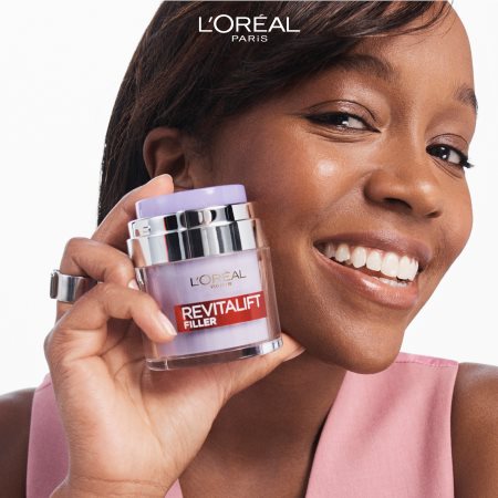 L’Oréal Paris Revitalift Filler Pressed Cream könnyű krém hialuronsavval