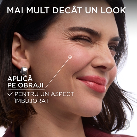 L’Oréal Paris Plump Ambition luciu de buze pentru un volum suplimentar cu acid hialuronic
