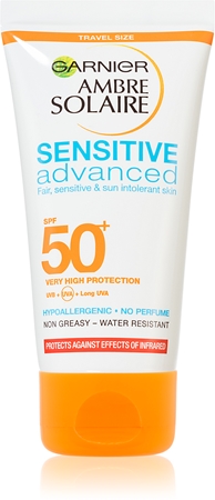 Garnier Ambre Solaire Sensitive Advanced crème protectrice visage et corps format voyage