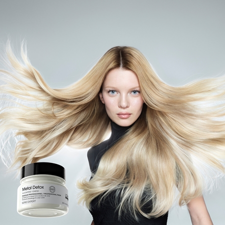 L’Oréal Professionnel Serie Expert Metal Detox maschera di nutrimento profondo per capelli tinti e danneggiati