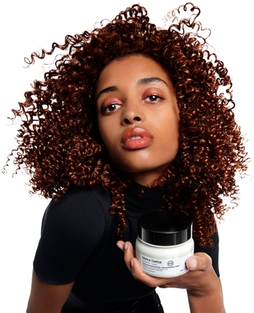 L’Oréal Professionnel Serie Expert Metal DX tiefenwirksame nährende Maske für gefärbtes und geschädigtes Haar