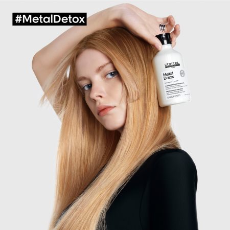 L’Oréal Professionnel Serie Expert Metal Detox ajándékszett (a károsult hajra)