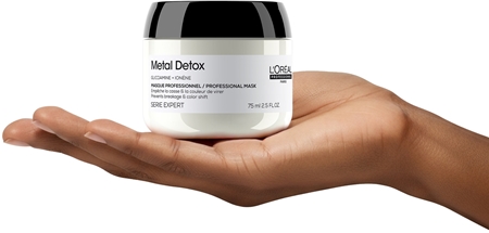 L’Oréal Professionnel Serie Expert Metal Detox Deep Nourishing Mask for damaged and colour-treated hair