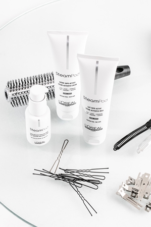 L’Oréal Professionnel Steampod sérum protecteur pour lisser les cheveux