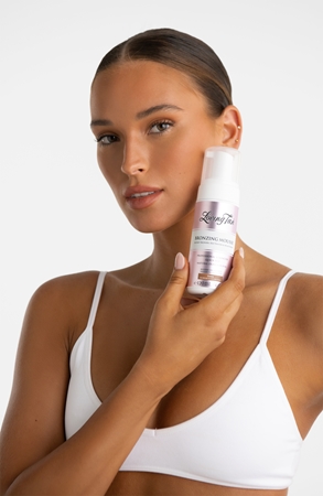 Loving Tan Bronzing Mousse itseruskettava vaahto