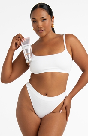 Loving Tan Deluxe Gradual Tan ravitseva vartalomaito rusketuksen korostamiseen