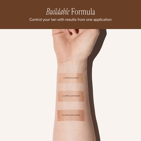Loving Tan Deluxe Gradual Tan maitinamasis kūno pienelis įdegiui paryškinti