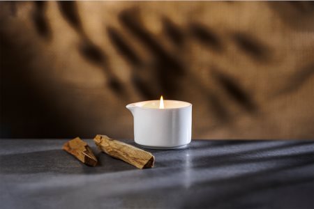 LUMEN Vivalu Matcha Green Tea svijeća za masažu za tijelo