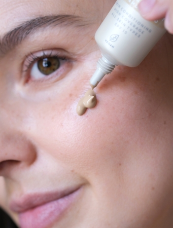 Lumene Blur 16h Longwear dlouhotrvající make-up SPF 15