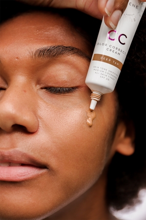 Lumene CC Color Correcting Cream CC crème pour un teint unifié SPF 20