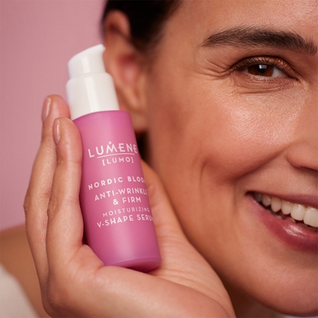 Lumene LUMO Nordic Bloom anti-wrinkle moisturising serum for face, neck and chest