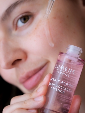 Lumene Nordic Bloom [LUMO] Vegan Collagen изглаждащ серум за стягане на кожата