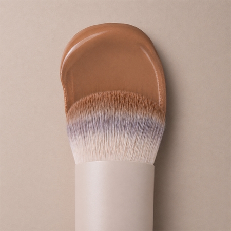 Luvia Cosmetics Nude Aura Blurring Buffer Kabuki Foundation-Pinsel