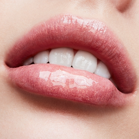 MAC Cosmetics Lipglass lūpų blizgesys