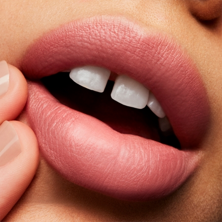 MAC Cosmetics Love Me Lipstick rouge à lèvres satiné
