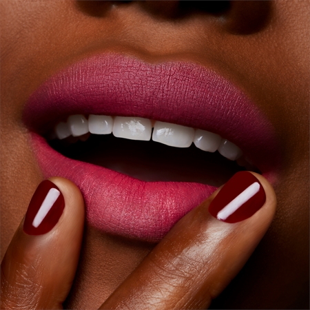 MAC Cosmetics Powder Kiss Liquid Lipcolour Šķidra matētā lūpu krāsa